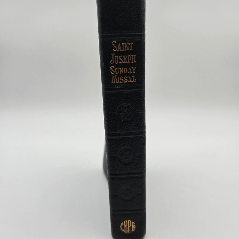 Vintage 1953 Saint Joseph Sunday Missal Large Type Latin English Leather Book